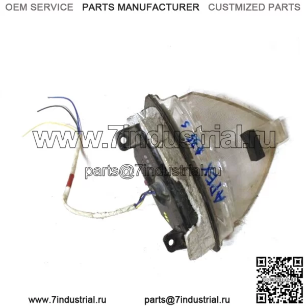 OEM Yamaha Apex Задний фонарь в сборе с объективом Attak 1000 для снегохода - Image 2