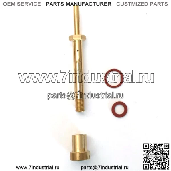 Форсунка и гайка карбюратора трактора International Harvester Farmall M и Super H