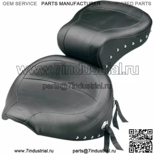 Цельное сиденье Mustang Wide Touring с хромированными шпильками 84-1999 Harley Softail (Для: Harley-Davidson)