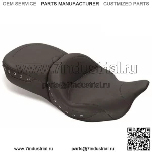 Цельное сиденье Mustang Super One-Piece с черными шипами и приемником Harley Touring 2008-2020 гг. (Для: Harley-Davidson)