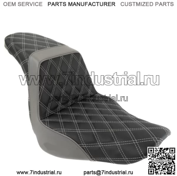 Сиденье Saddlemen Step 2 Up с решеткой Diamond Silver Stitch M8 Harley Softail FXLRS (Для: Harley-Davidson)