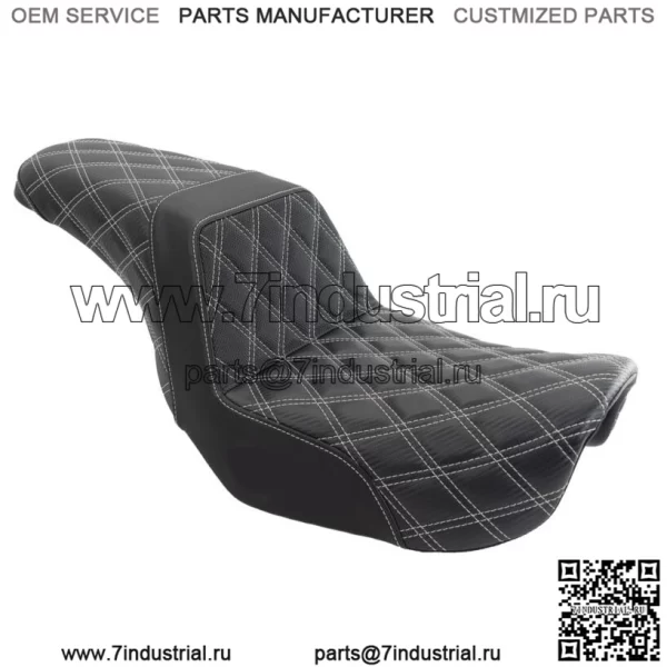 Сиденье Saddlemen Silver Step 2 Up с решетчатой ромбовидной строчкой Harley 06-17 Dyna FXD FLD (Для: Harley-Davidson)