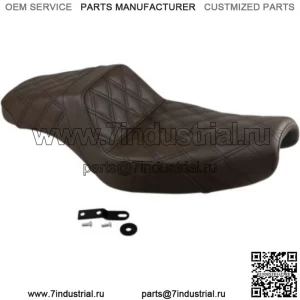 Сиденье Saddlemen Step 2 Up, коричневое сиденье с решетчатой строчкой 3.3 Tank Harley 04+ XL Sportster (для: Harley-Davidson)